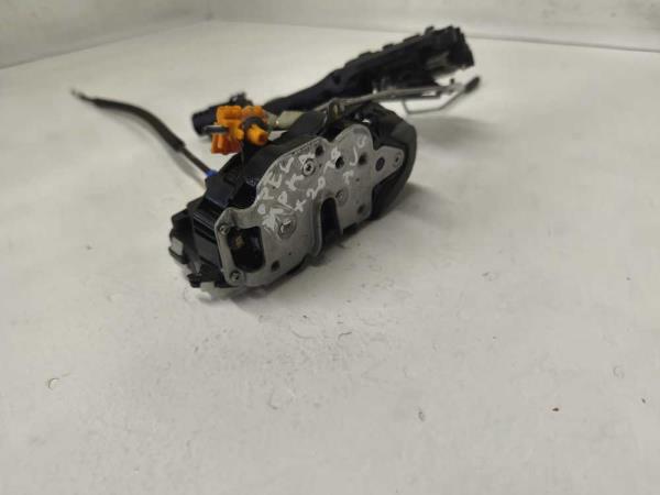 SERRURE DE PORTE AVANT GAUCHE OPEL - Vue 2